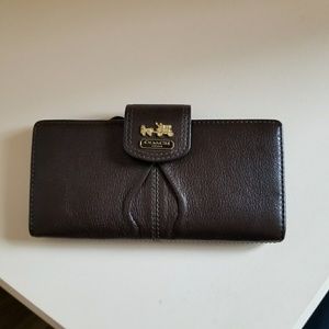 Slim Madison Coach Wallet
